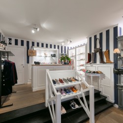 blue-exclusive-quality-shoes-knokke-8088